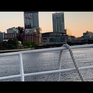 Meet your Posher, Dee